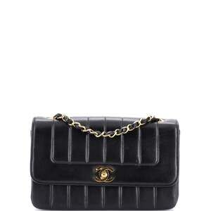 Chanel Vintage Cc Chain Flap Bag #205836C45B